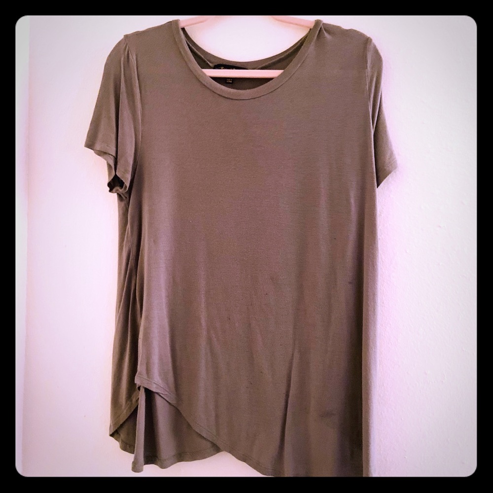 Oversized Army Green T-Shirt! 💚